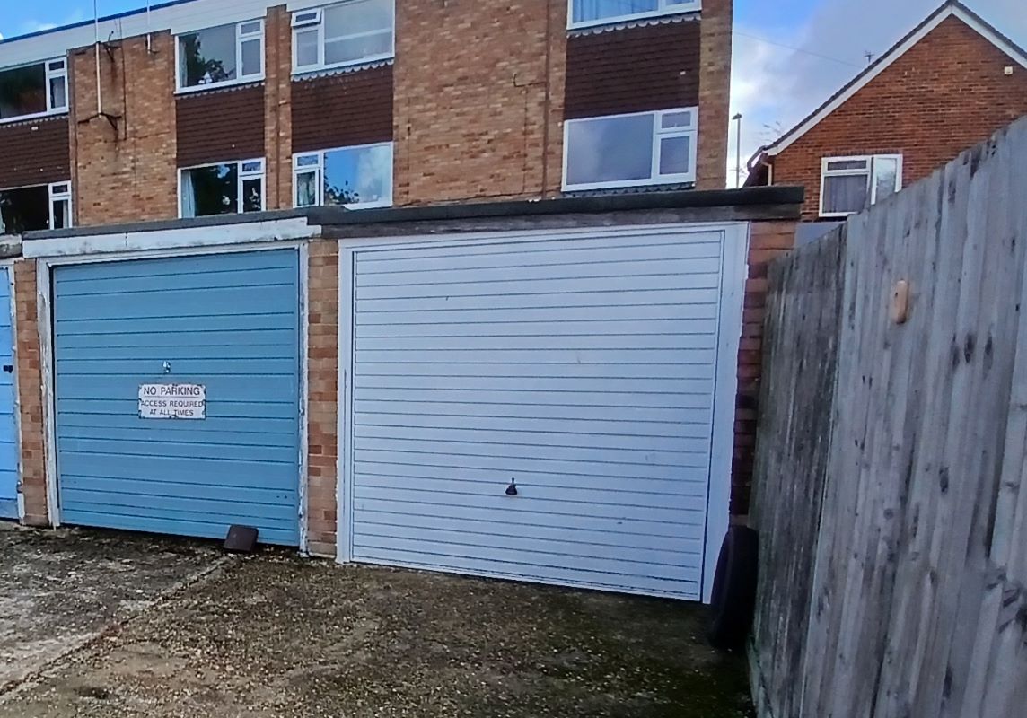 Alexandra Road, Farnborough photo 4