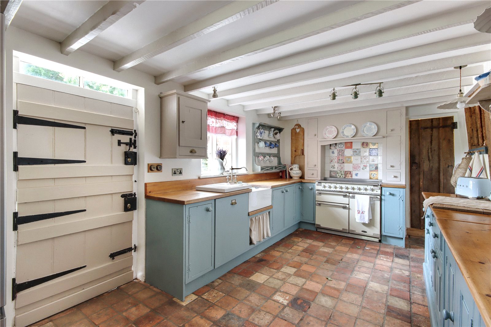 4 bedroom equestrian property for sale 0