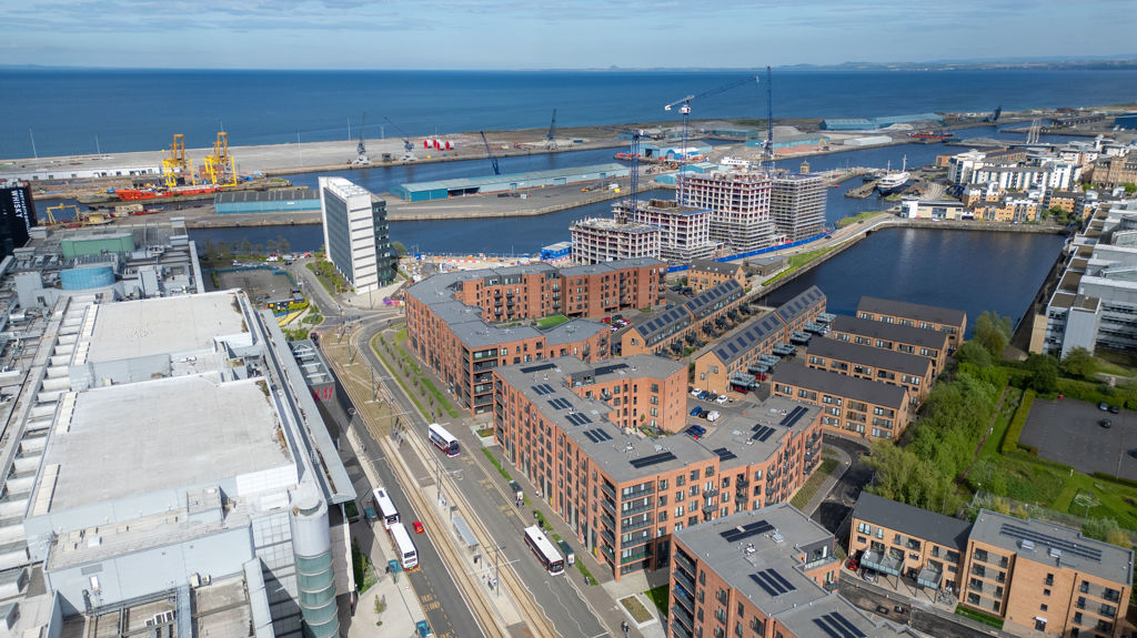 Photos of Ocean Drive Waterfront Plaza, Edinburgh EH6 64487014