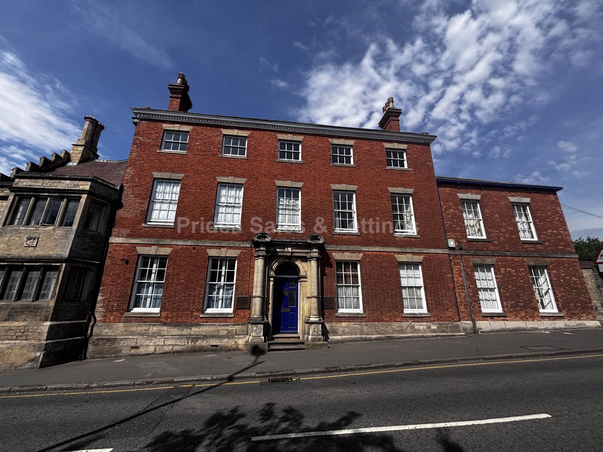 Room 2 Flat 5 Rhodes House, Northgate, Sleaford photo 5