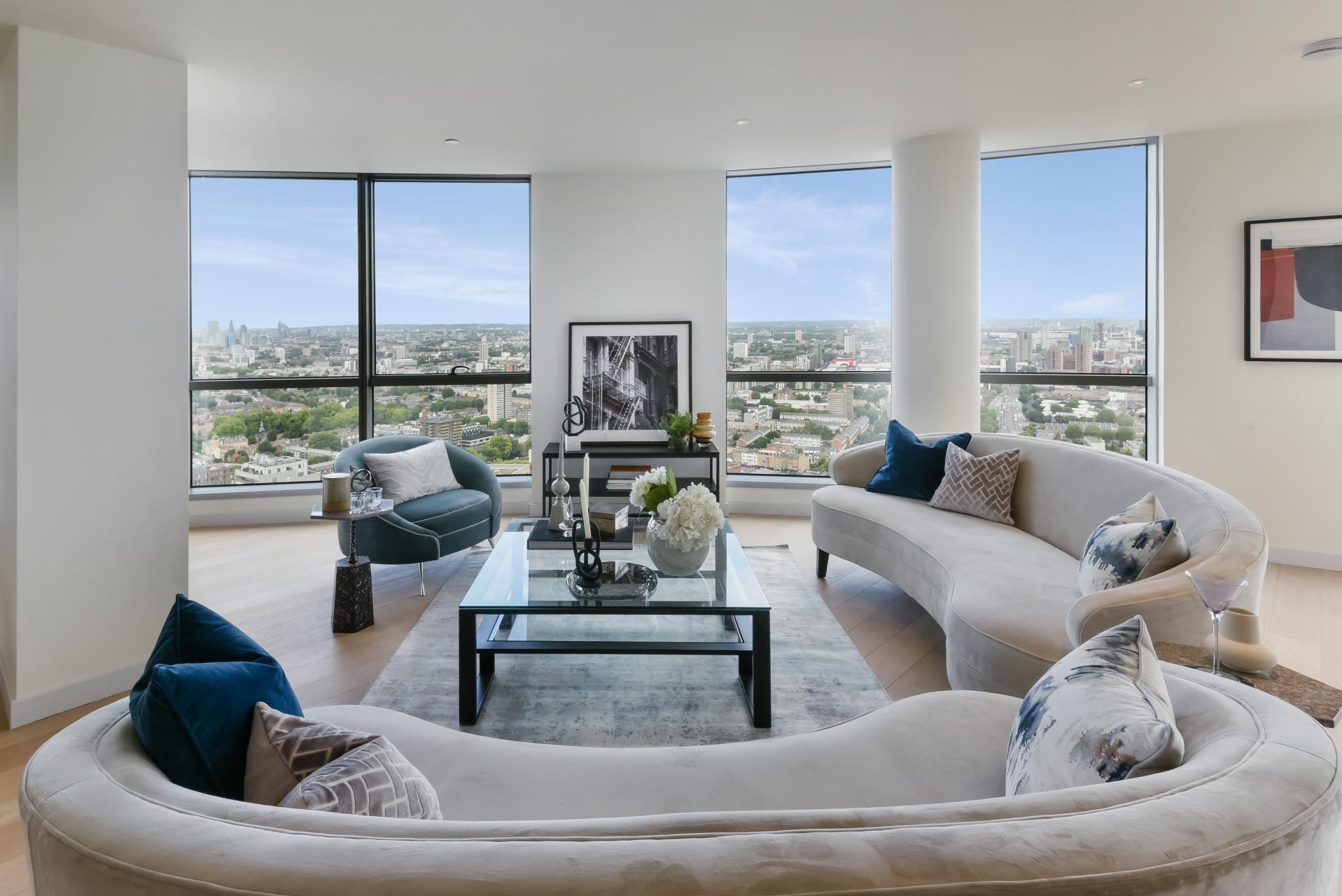 3 bedroom flat for sale 0