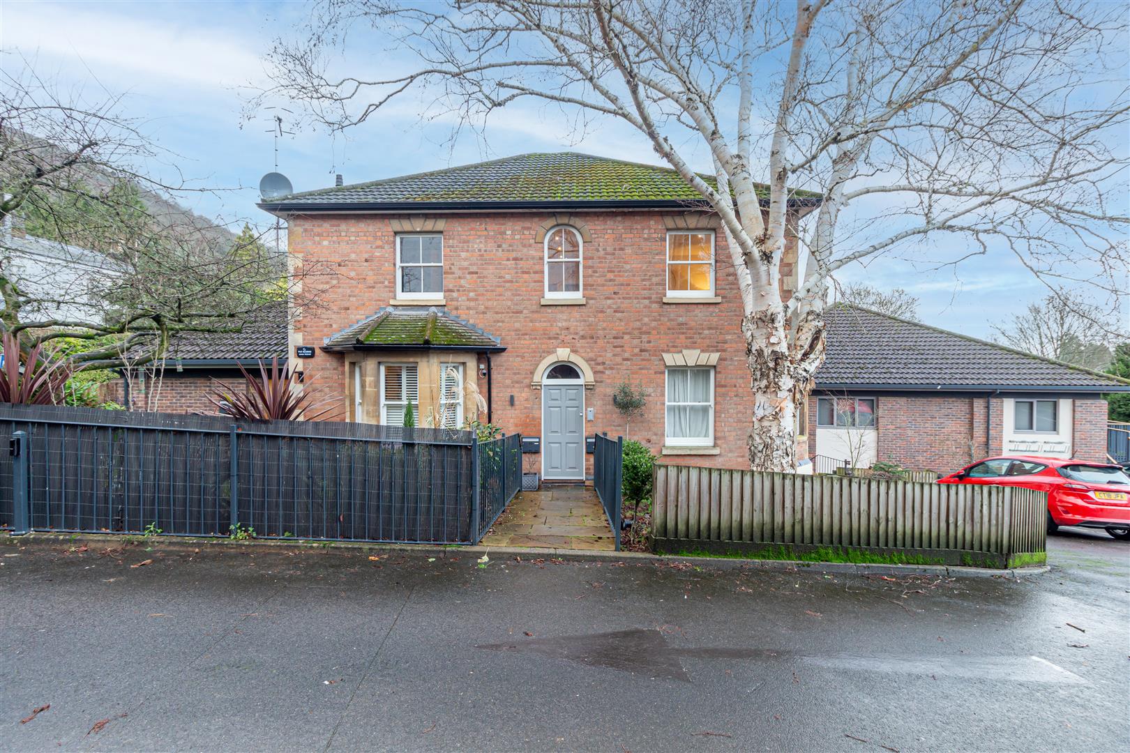 2-bed flat on Apt 2, Brunel House, Portland Road, Malvern, £325,000