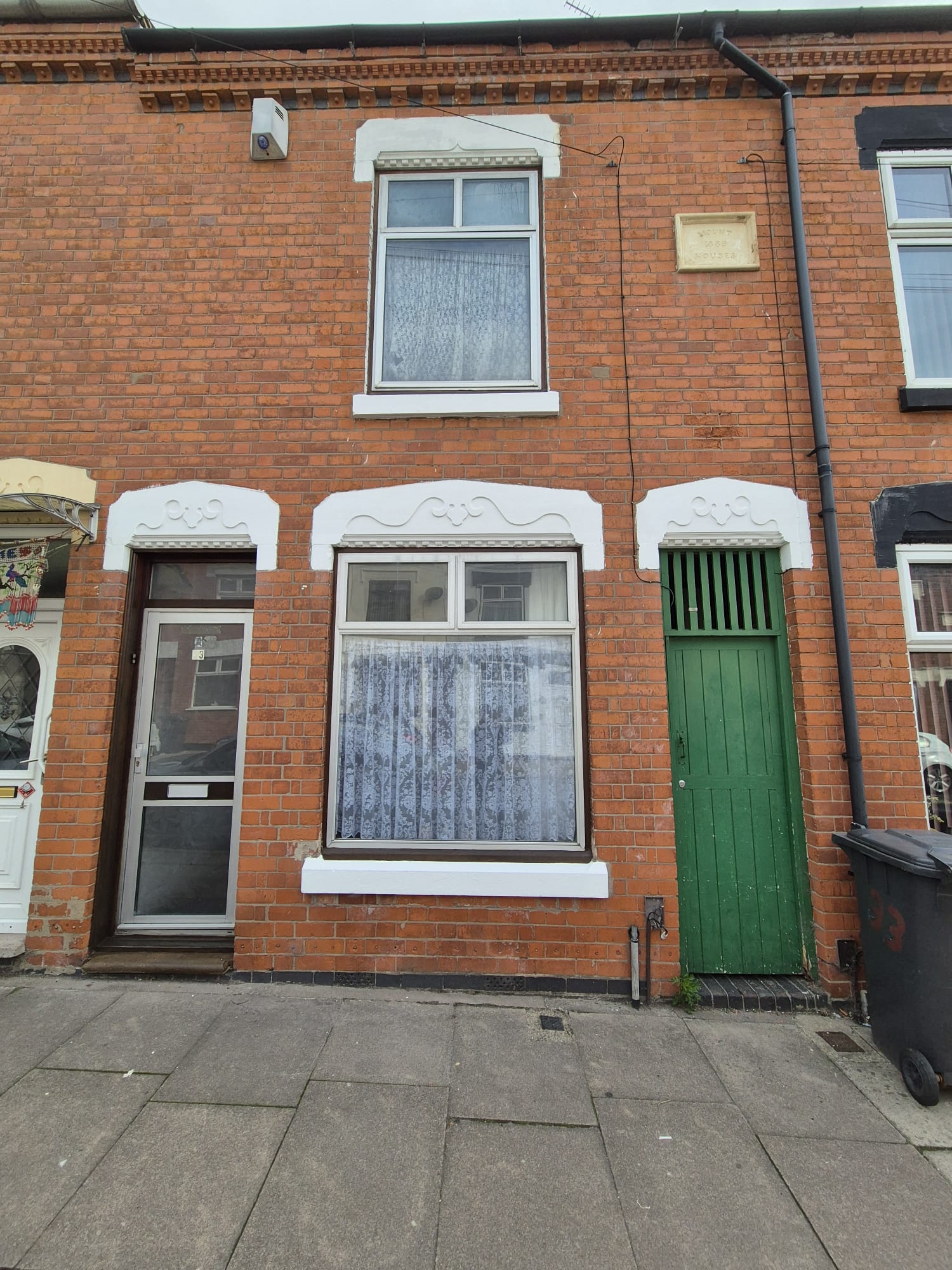 3-bed house on Grove Road, Leicester LE5, £220,000