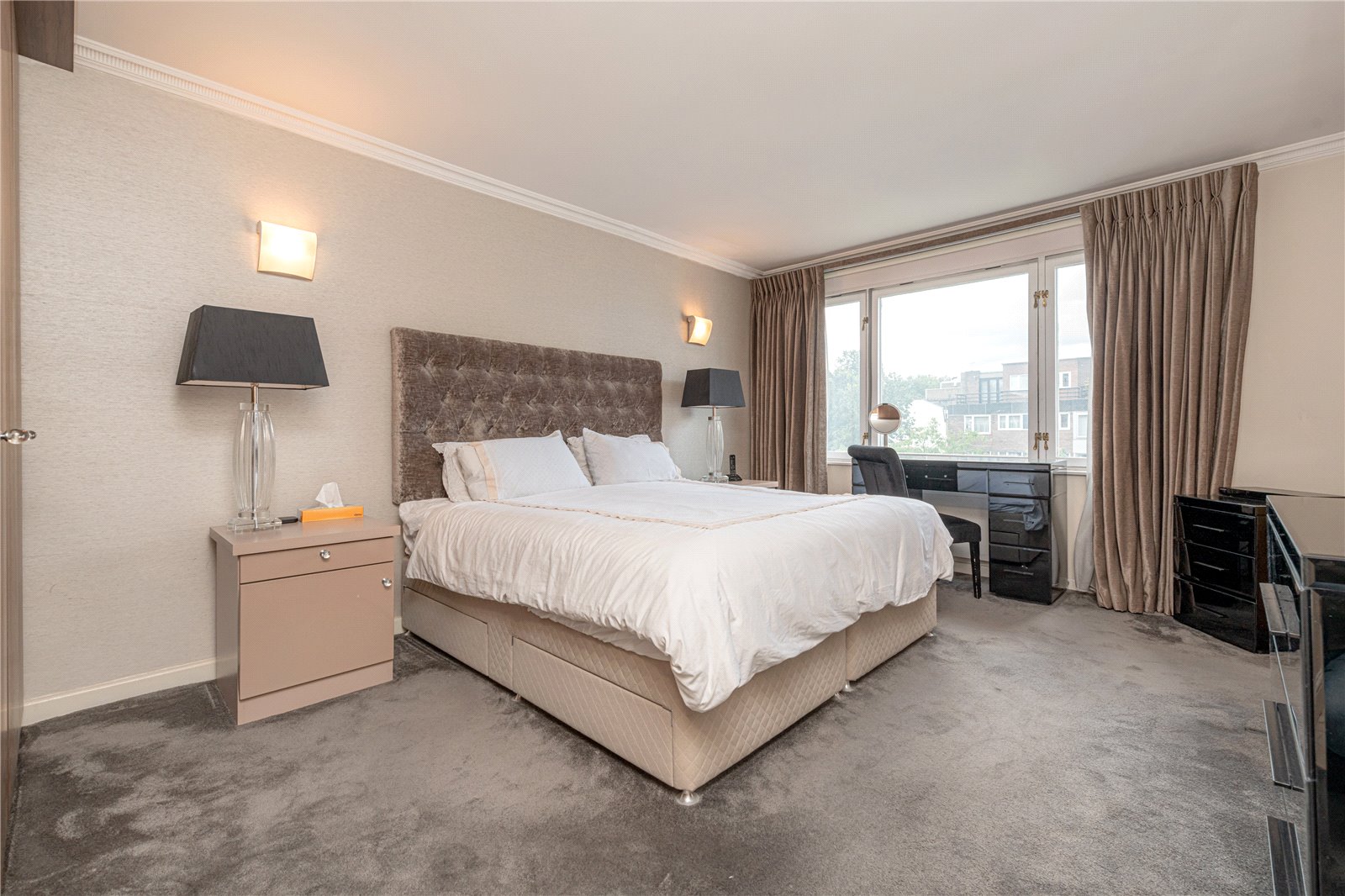 3 bedroom flat for sale 0