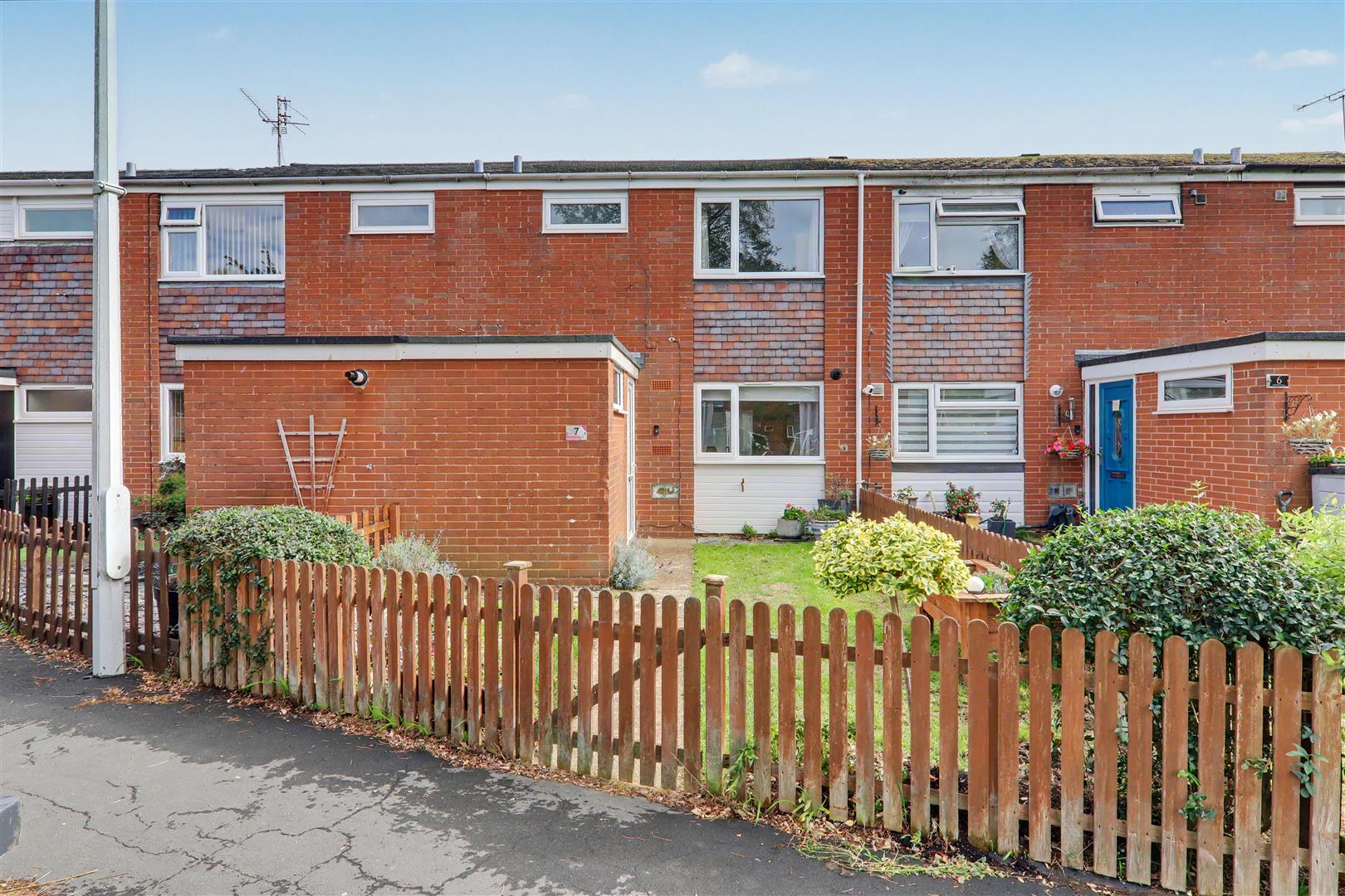 3 bed terraced house for sale
