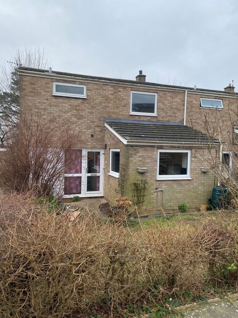 214, Grace Way, Herts. photo 2