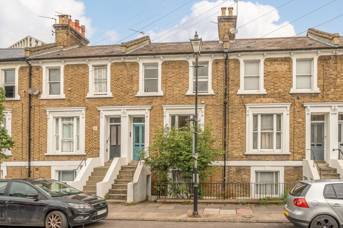 3B, St Stephens Grove, London photo 2