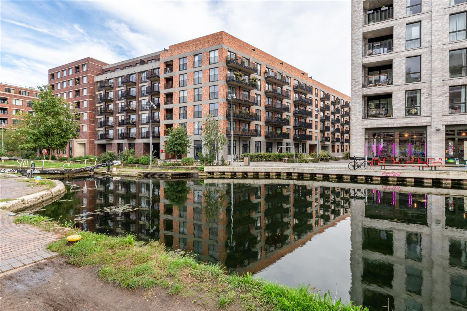 2-bed flat on Flat 205 Adansbeck Court, 35, Rookwood Way, Bow, £575,000