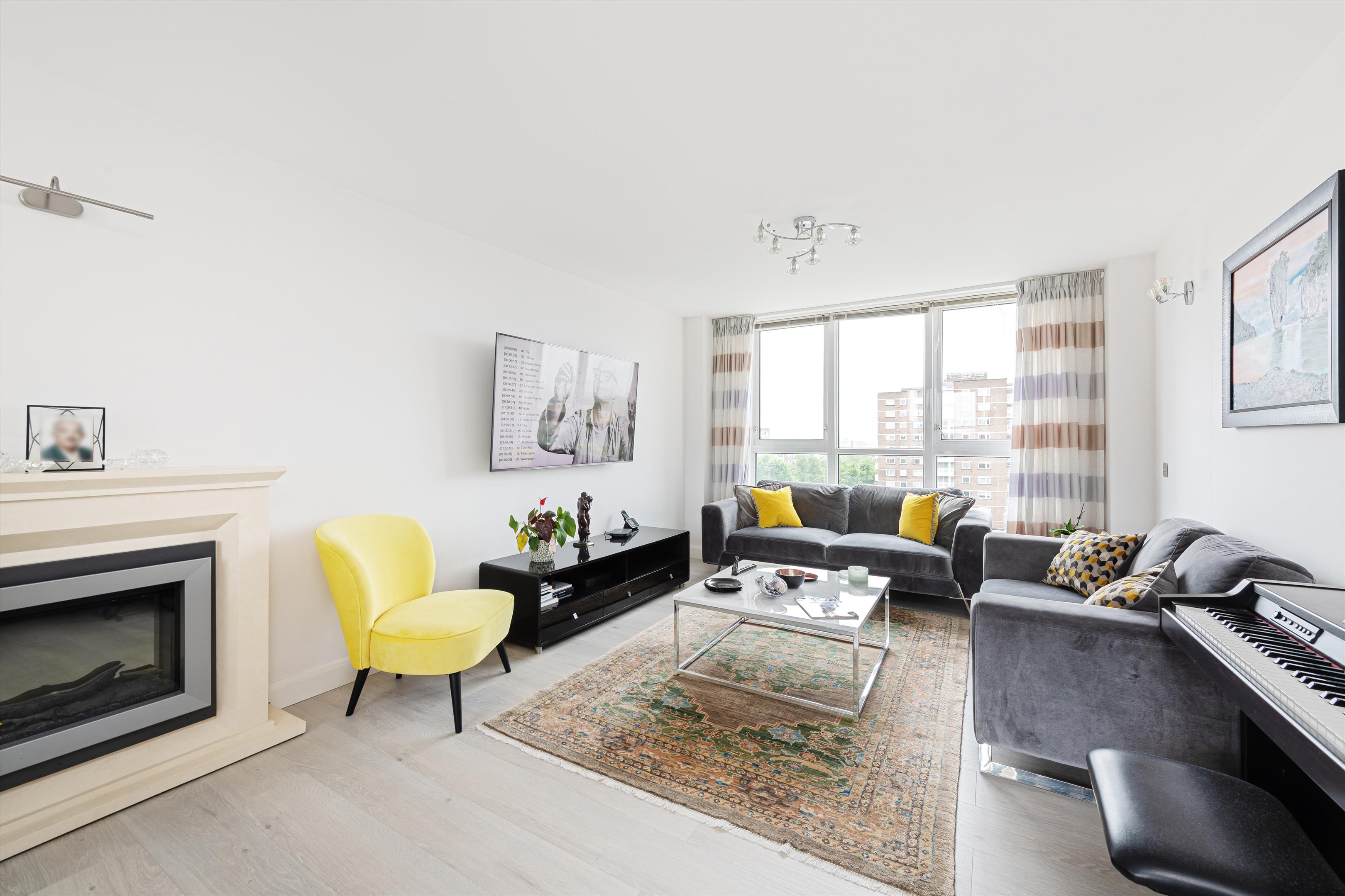 3 bedroom flat for sale 0