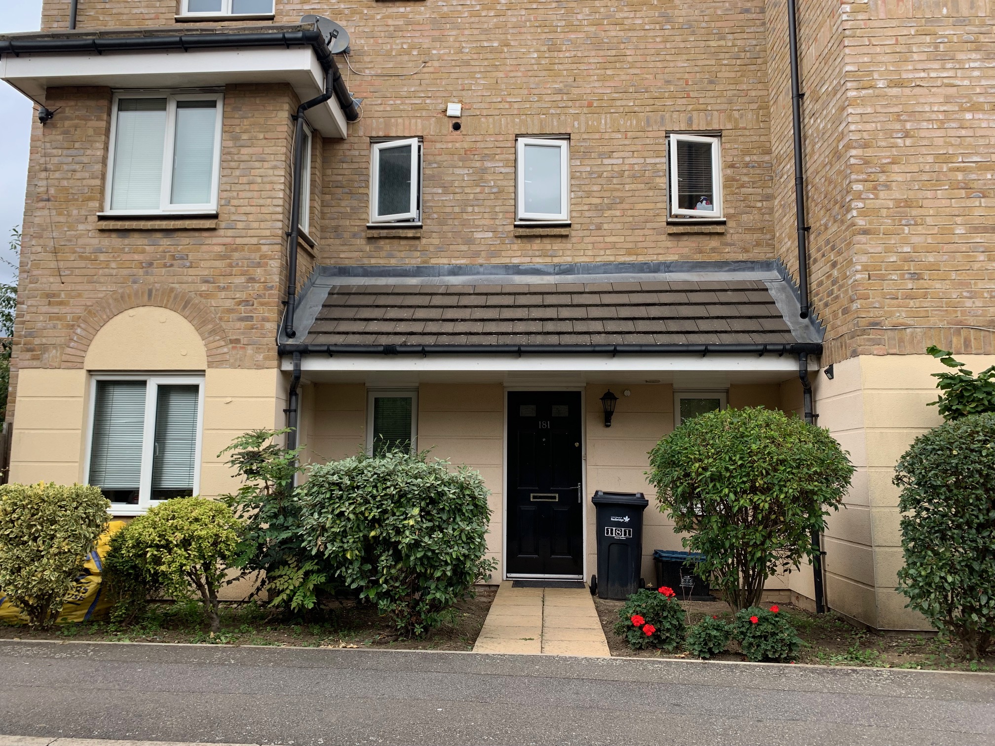 181, Quarles Park Road, Chadwell Heath photo 4