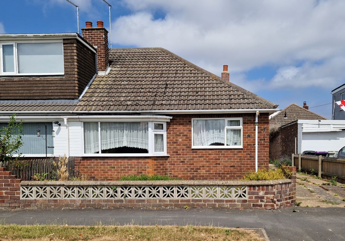 27, Silver Street, Grimsby photo 2
