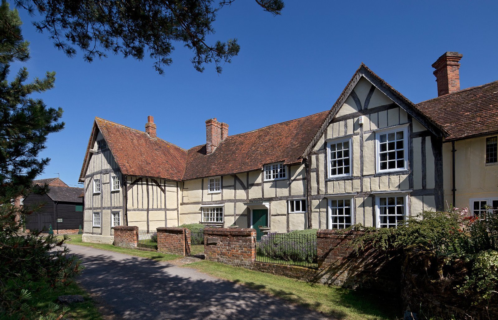 7 bedroom detached house for sale in Abingdon