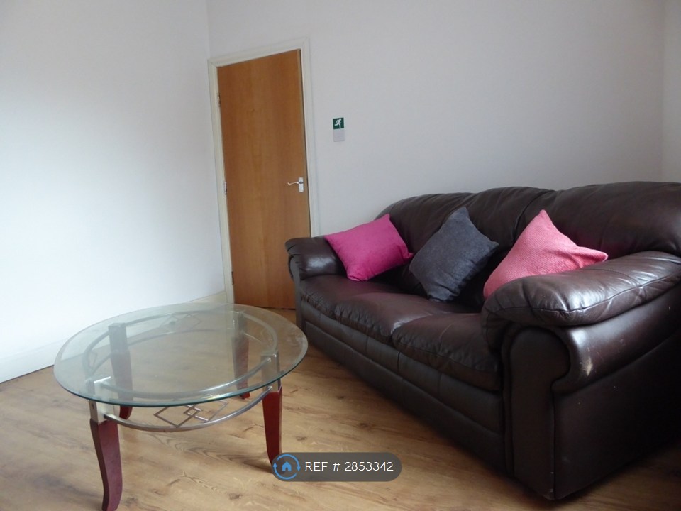 Bed Furnished Accommodation Including Bills, Manchester Road Near University, Huddersfield photo 4