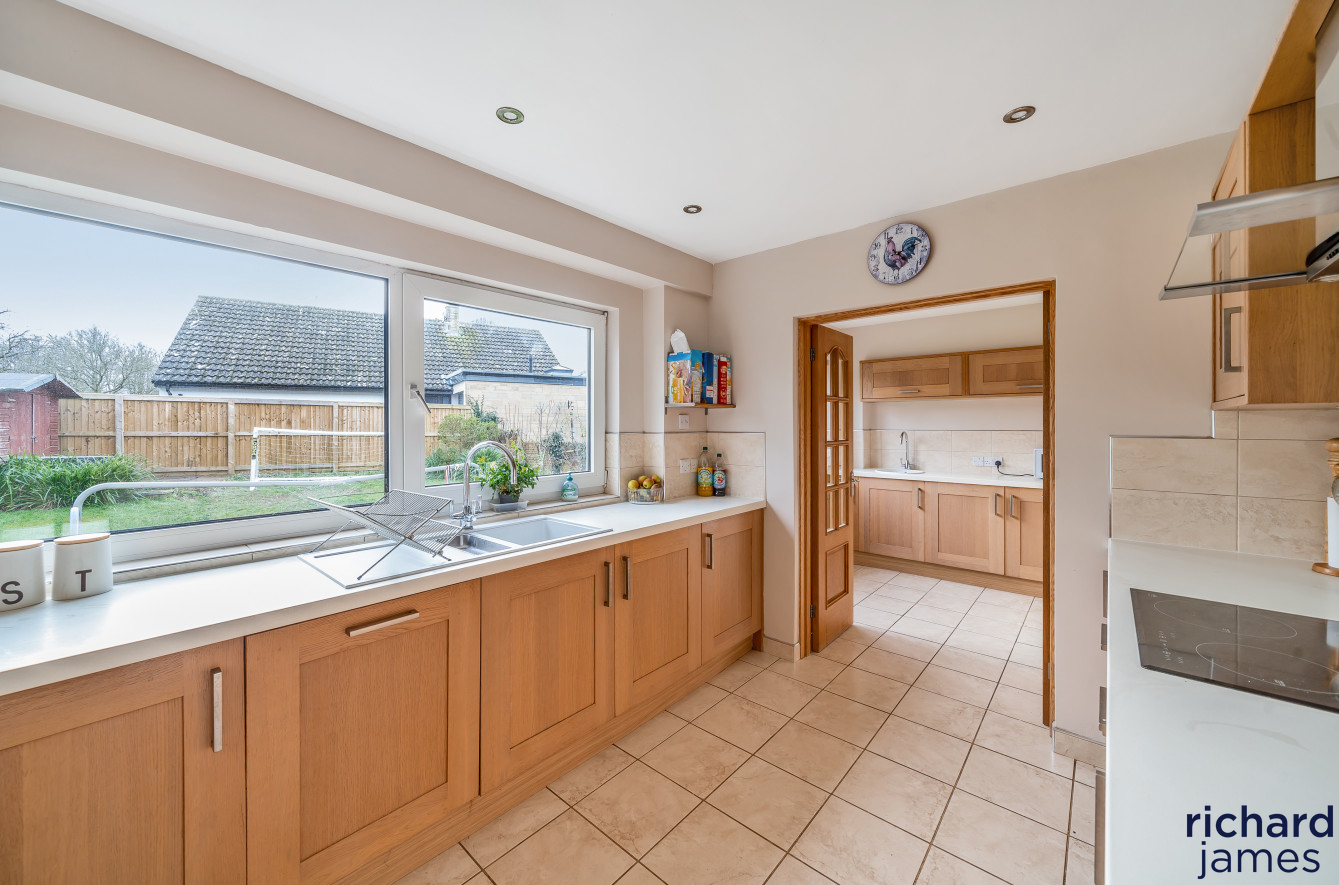 Photos of Sutton Park, Blunsdon, Wiltshire SN26 66498311 PrimeLocation