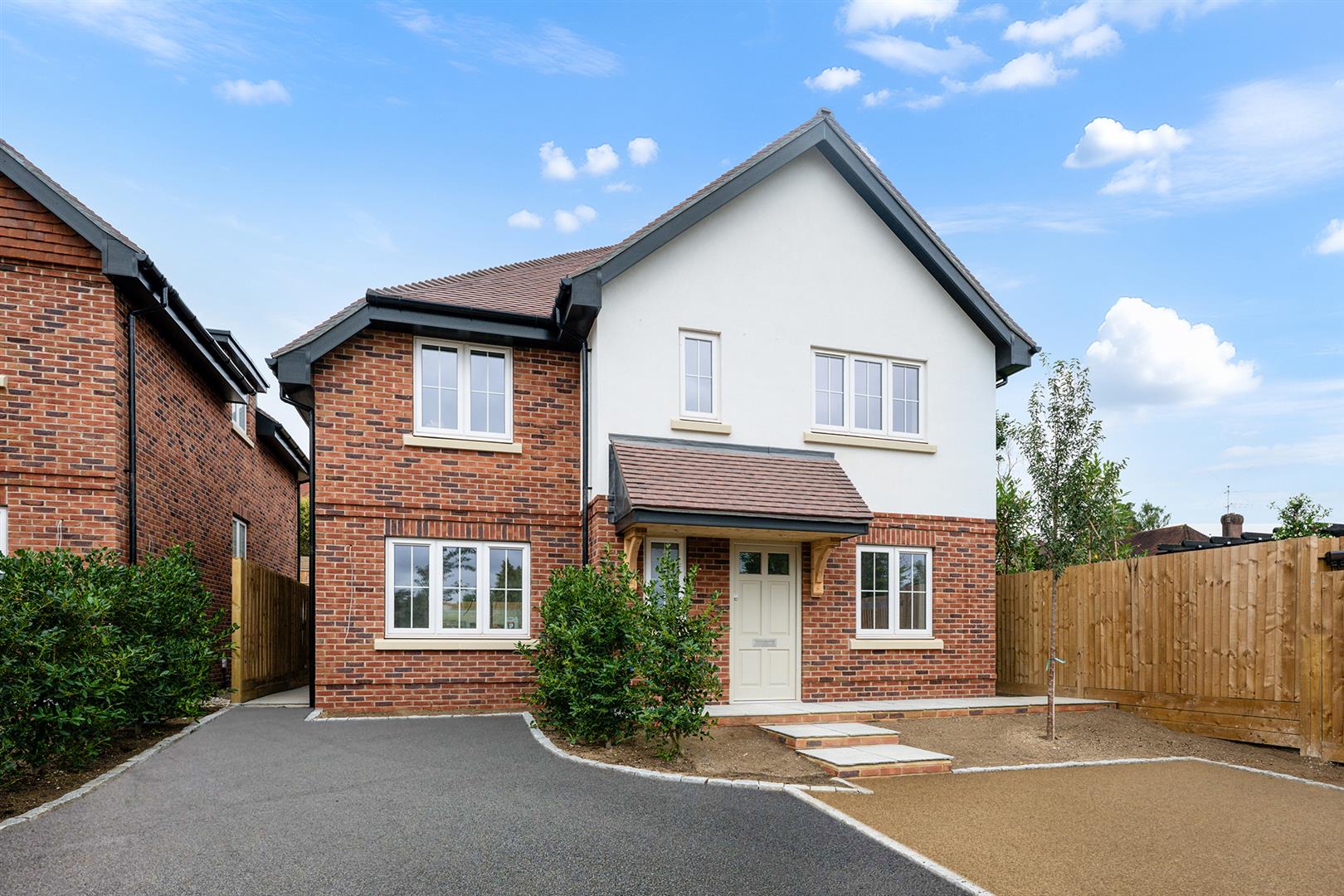 4 bedroom detached new house for sale 0