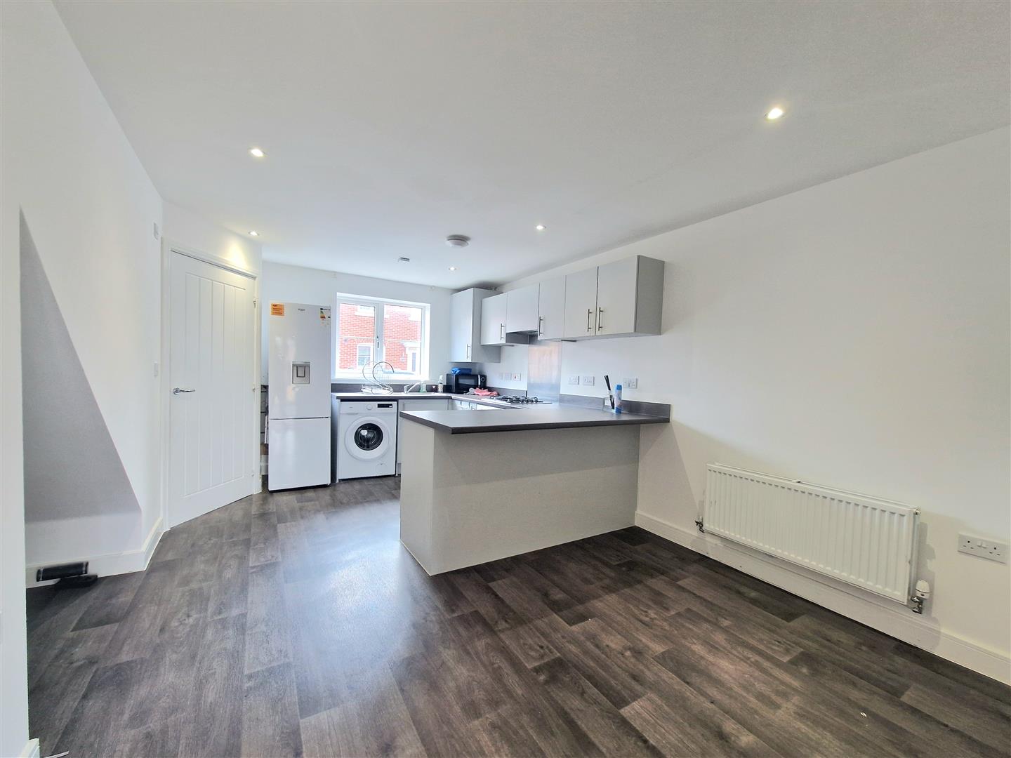 2, Blue Rock Drive, Aylesbury photo 4