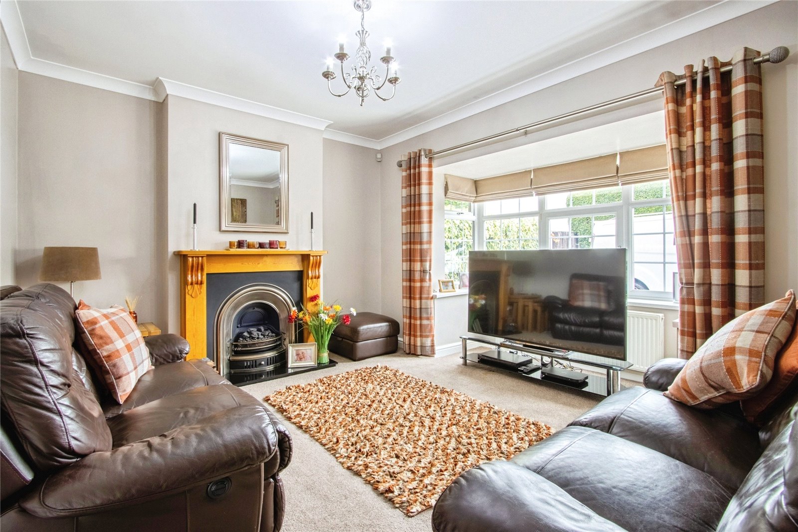 296, Doncaster Road, West Yorkshire photo 4