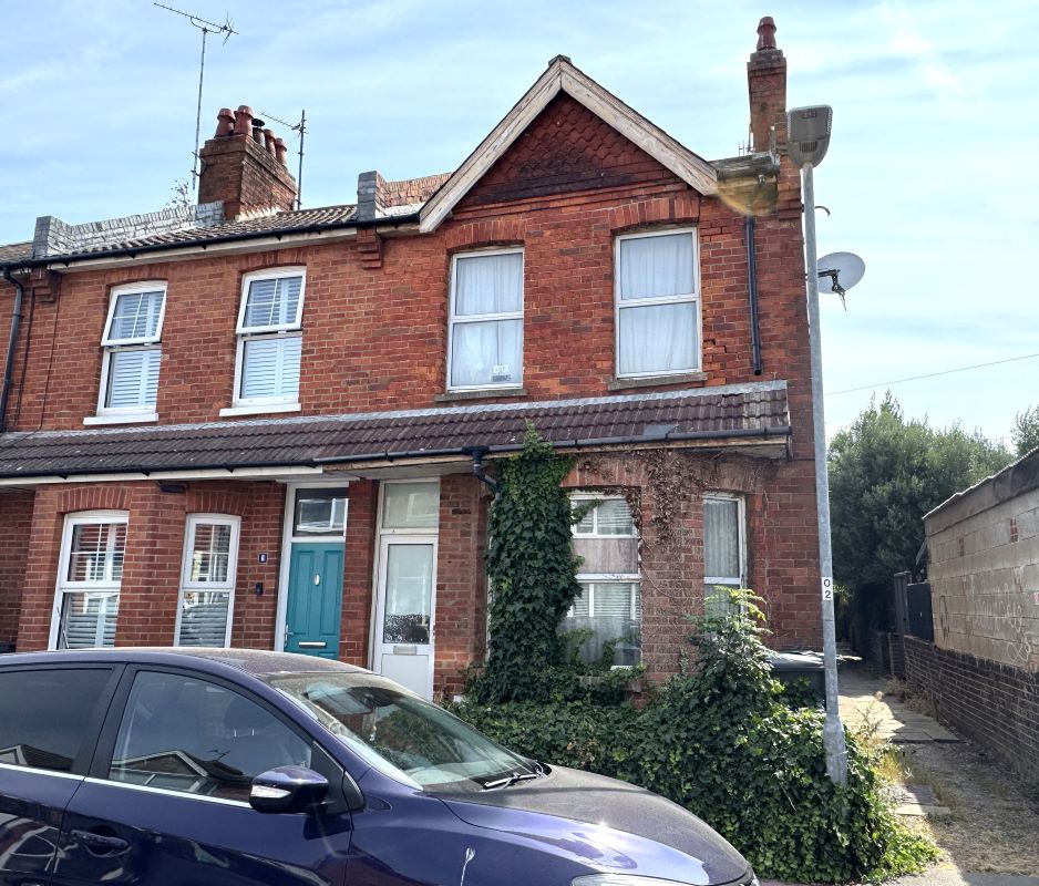 4, Avondale Road, Eastbourne photo 2