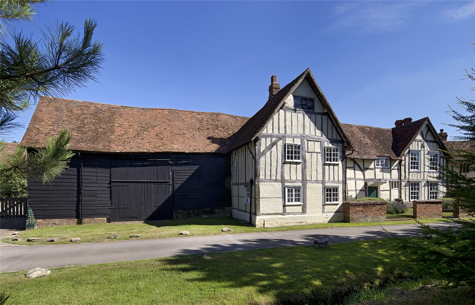 7 bedroom detached house for sale 0