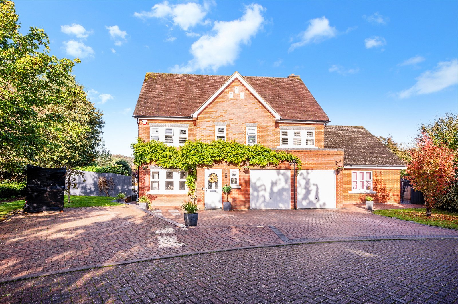 6 bedroom detached house for sale The Luxury Marketplace