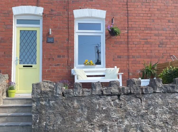April Cottage, 7, Maes Y Fron, Colwyn Bay photo 4