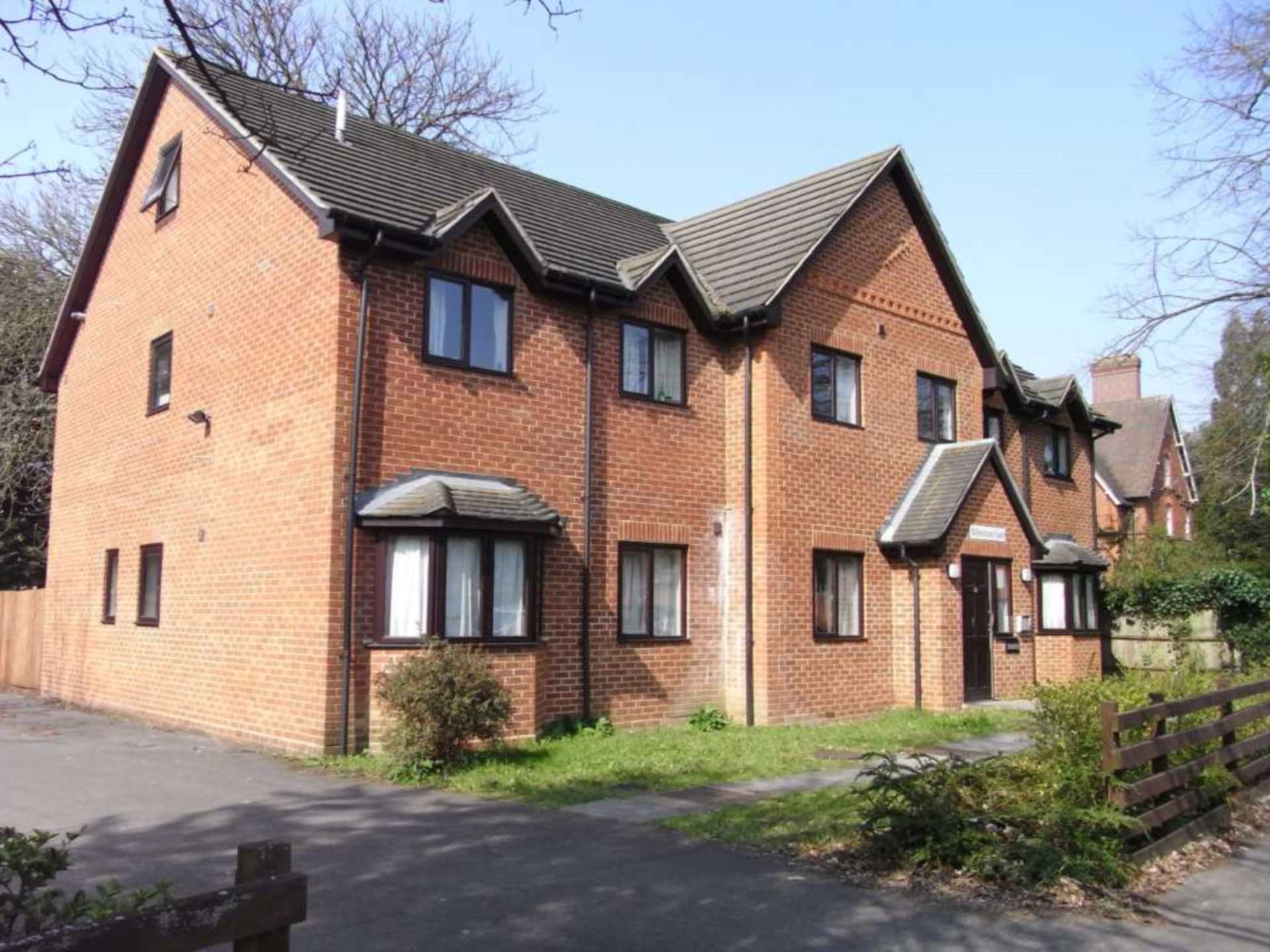 Photos of Northumberland Avenue, Reading RG2 53263841 PrimeLocation