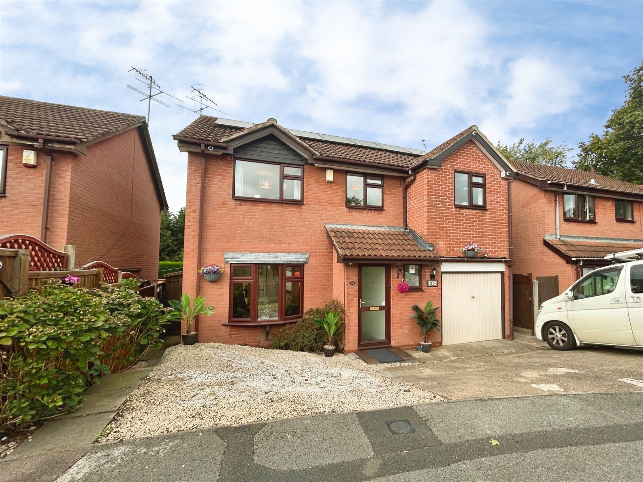 20, Poplar Avenue, Nottingham photo 2