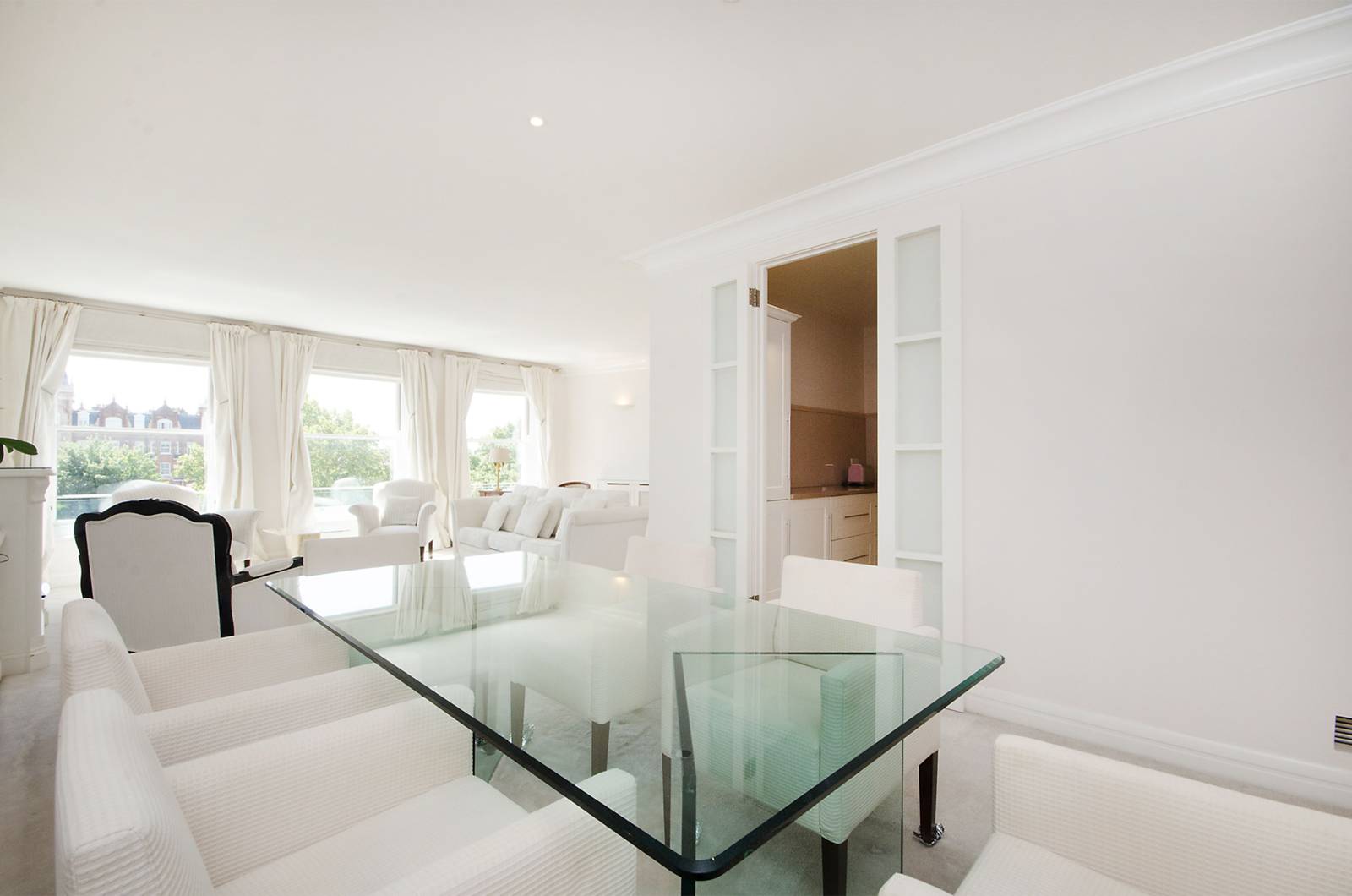 2 bedroom flat for sale 0