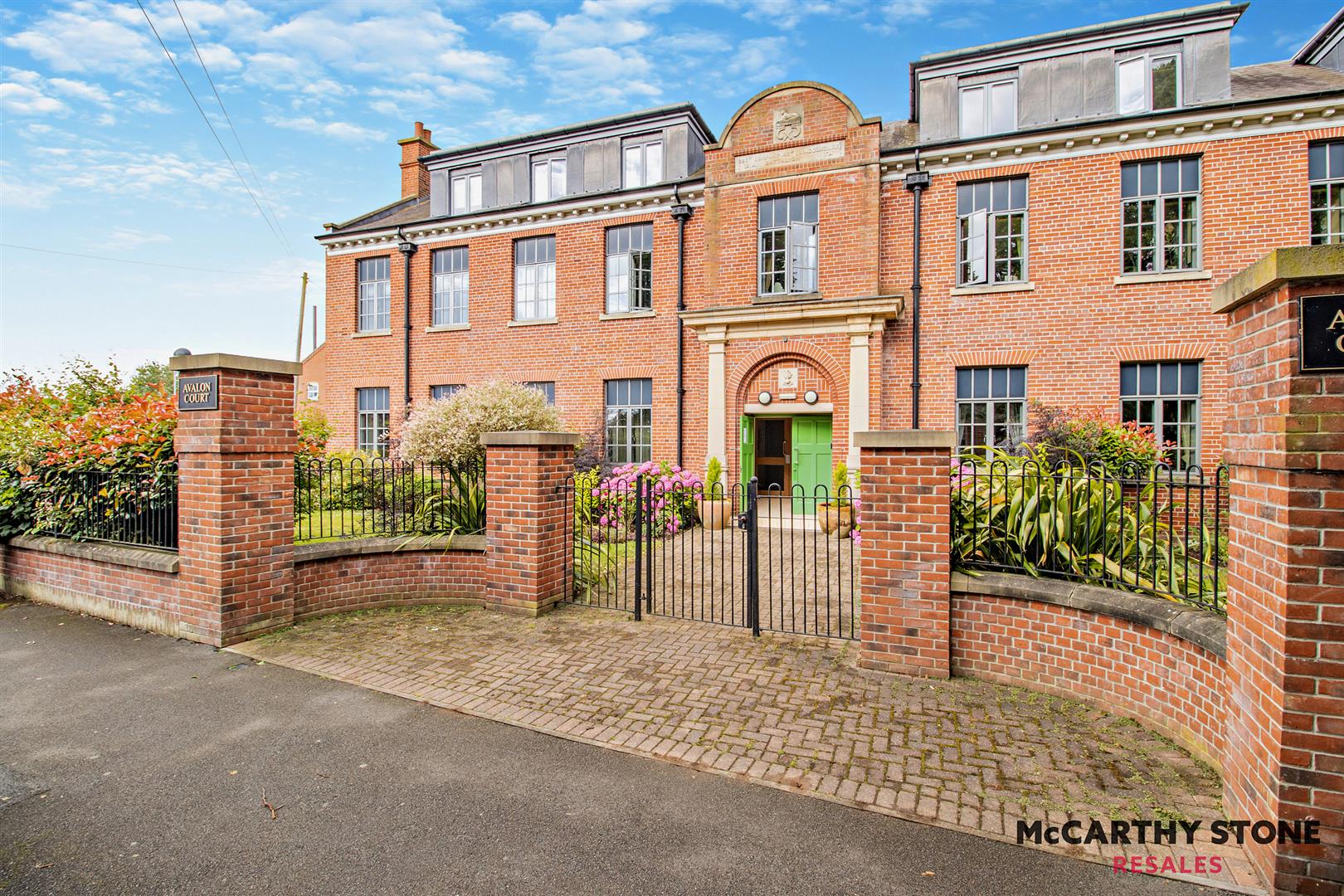 1-bed flat on 15 Avalon Court, Newport, Lincoln, £125,000