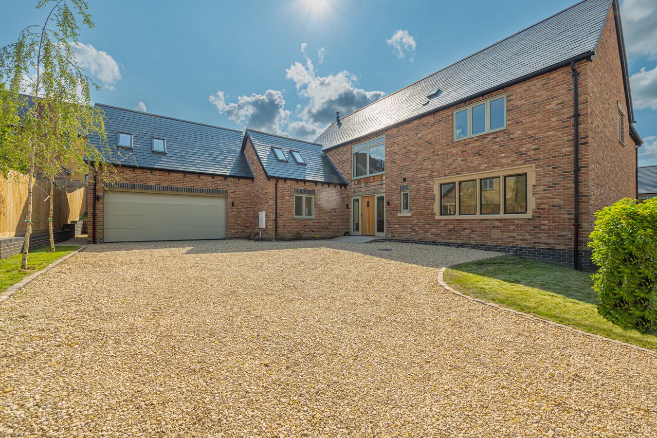 6 bedroom detached new house for sale 0