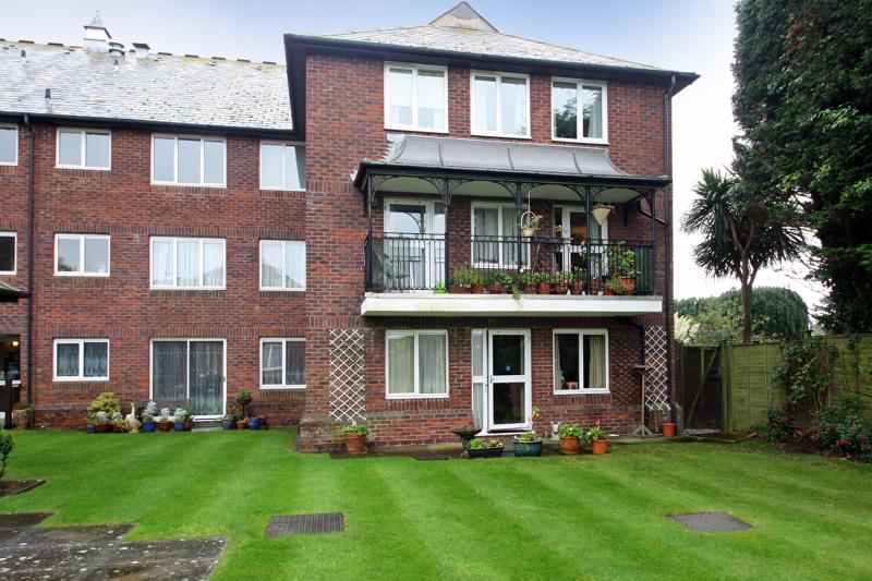 Free property report Flat 3, Nordseter Lodge, Sea Lane, Rustington