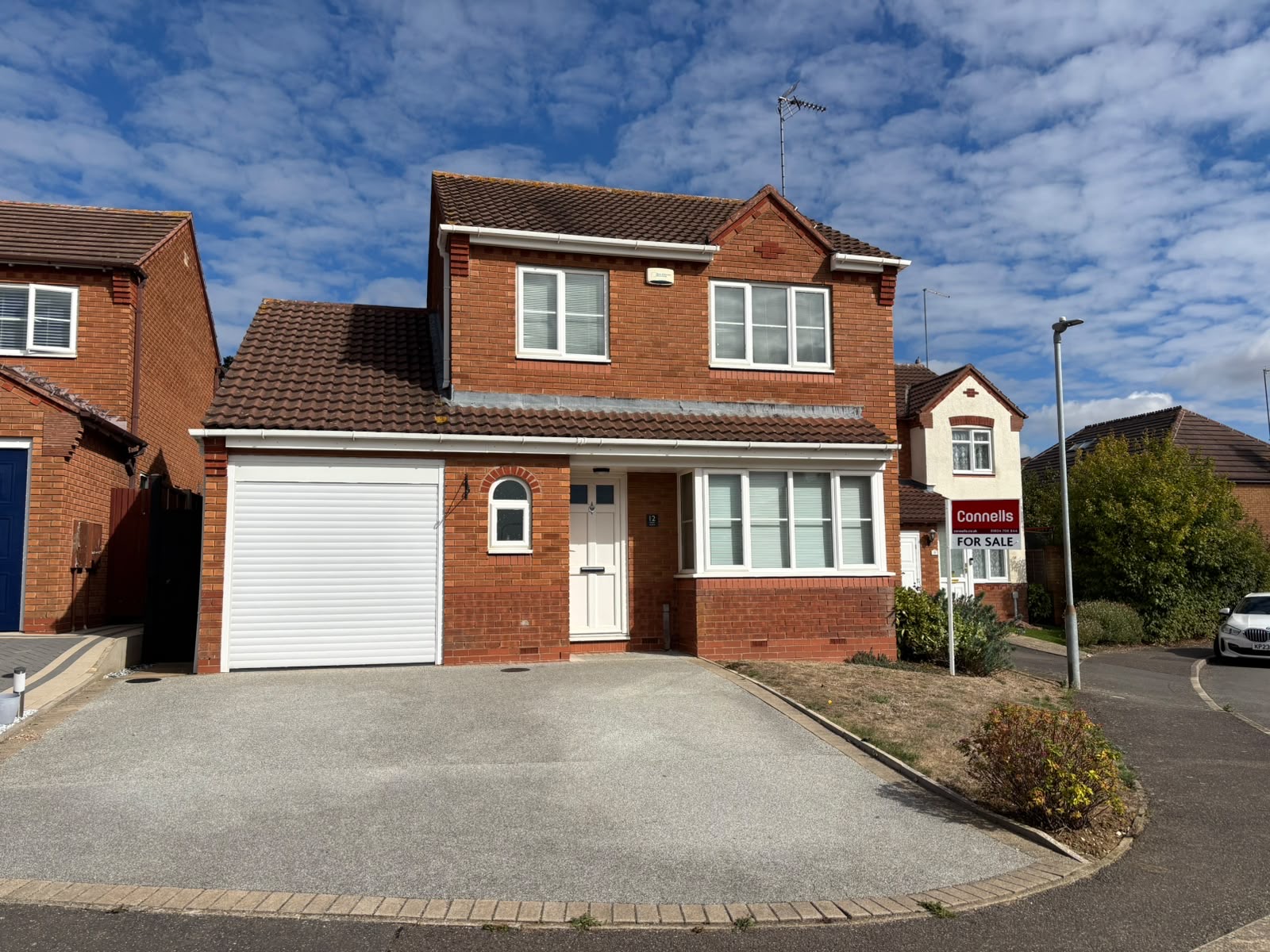 12, Middle Greeve, Northampton photo 2