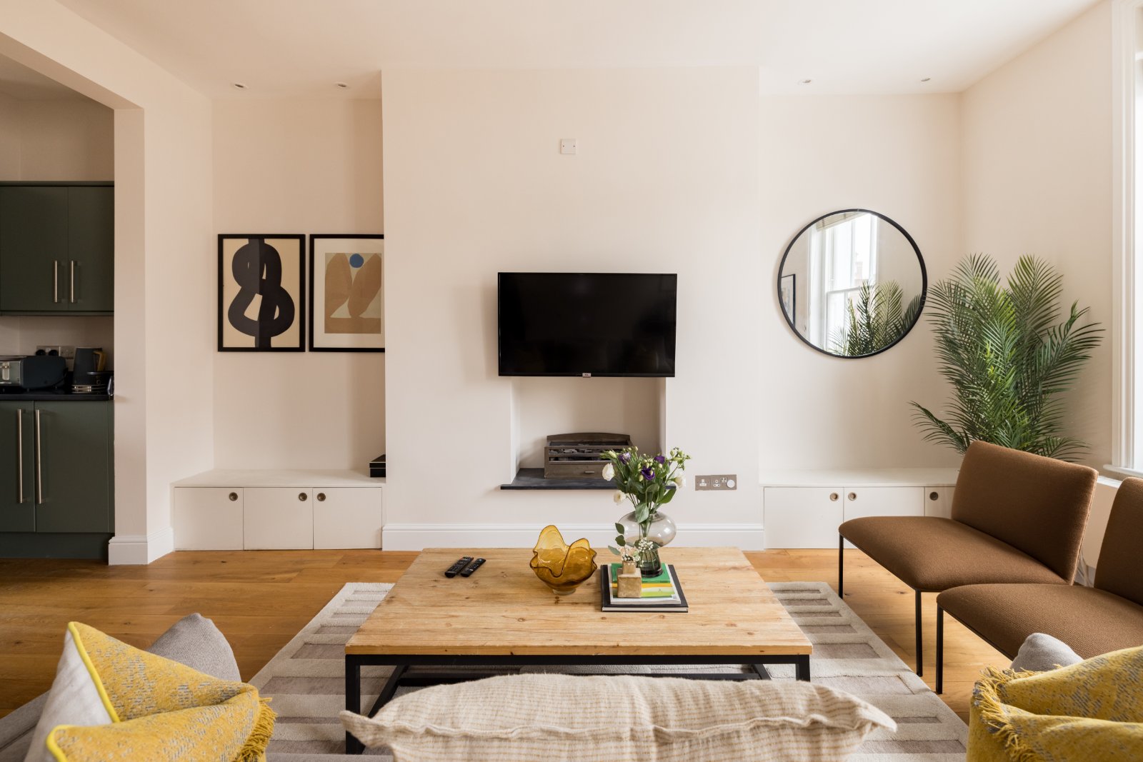 2 bedroom flat for sale 0