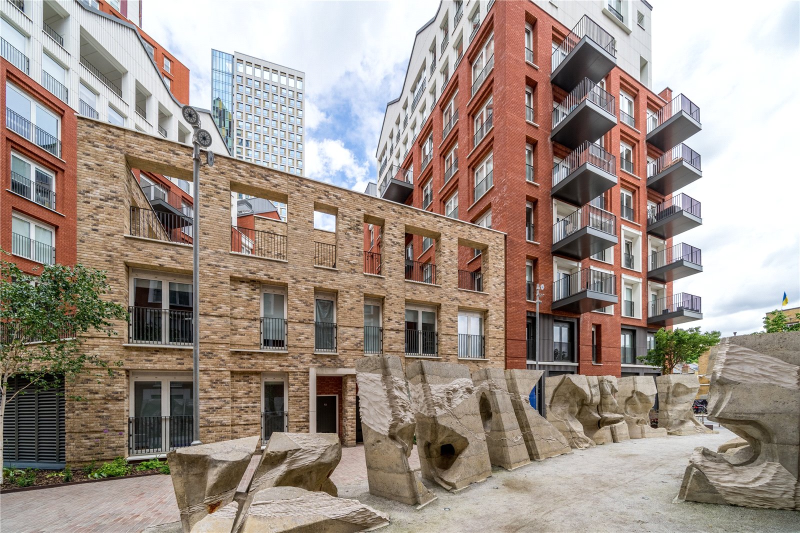 39 keybridge parking, Exchange Gardens, London photo 5