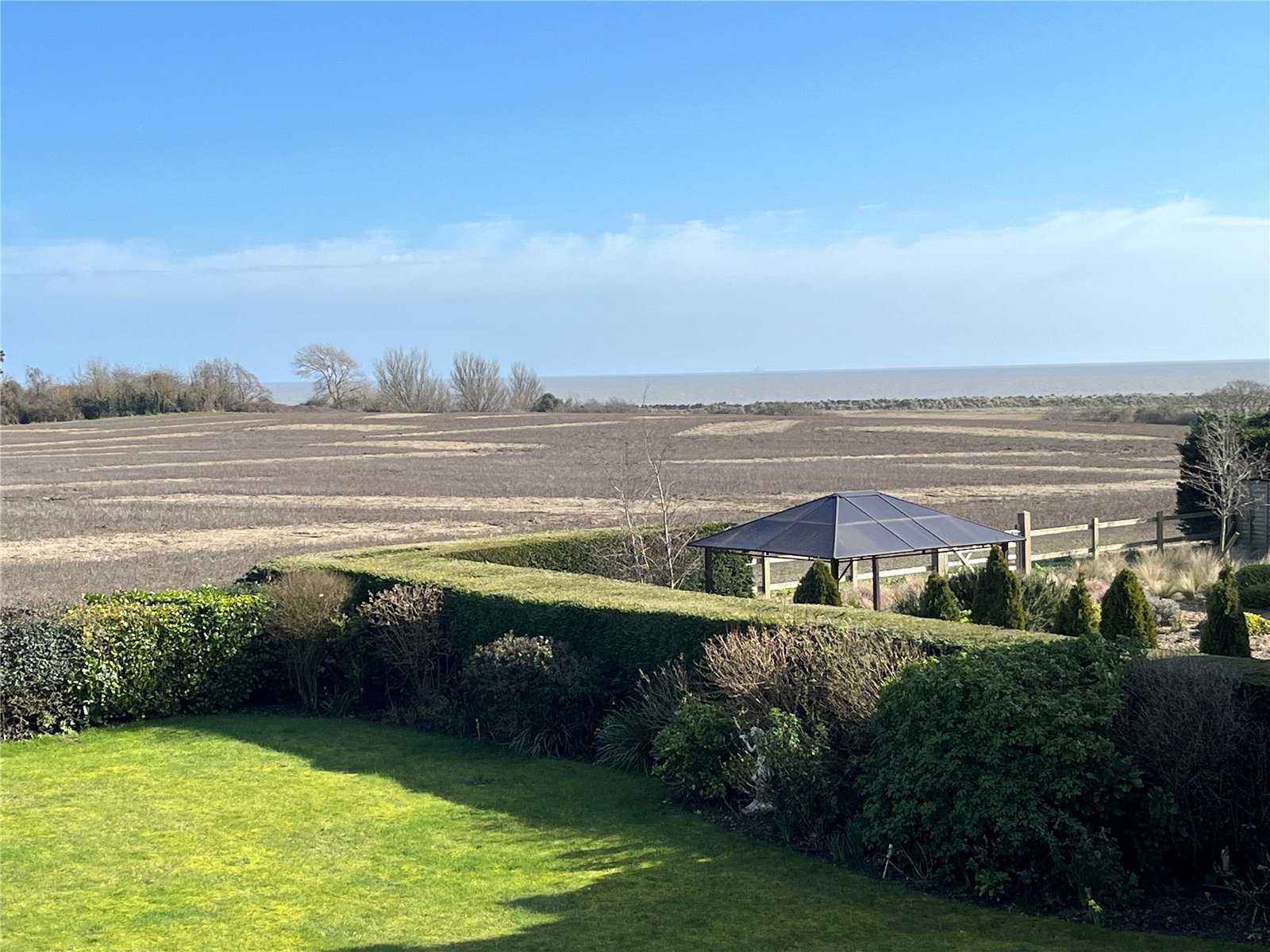 4 bedroom detached house for sale 0