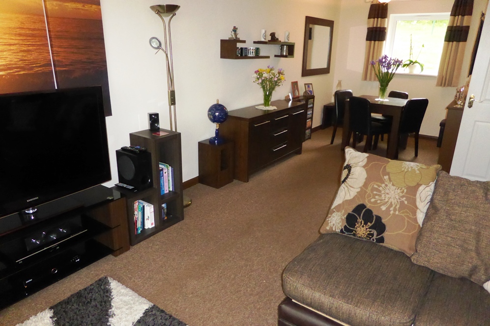 Free property report 43 Weavers Way, Dover, CT16 2DD Chimnie