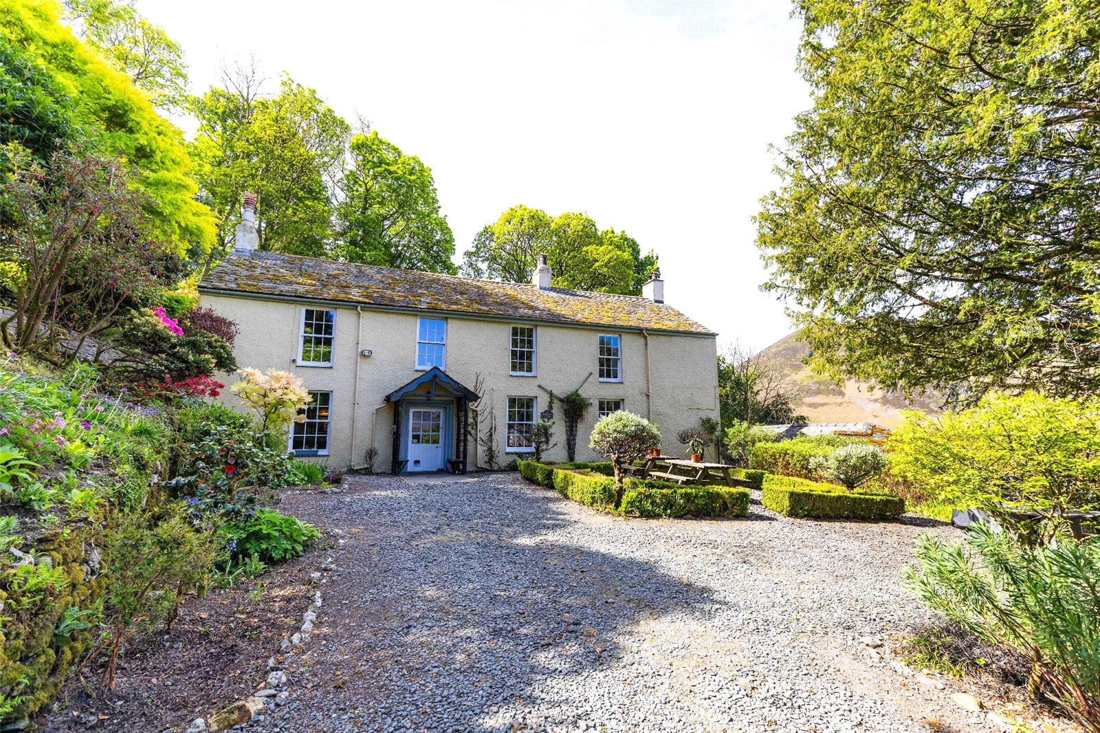 5 bedroom town house for sale