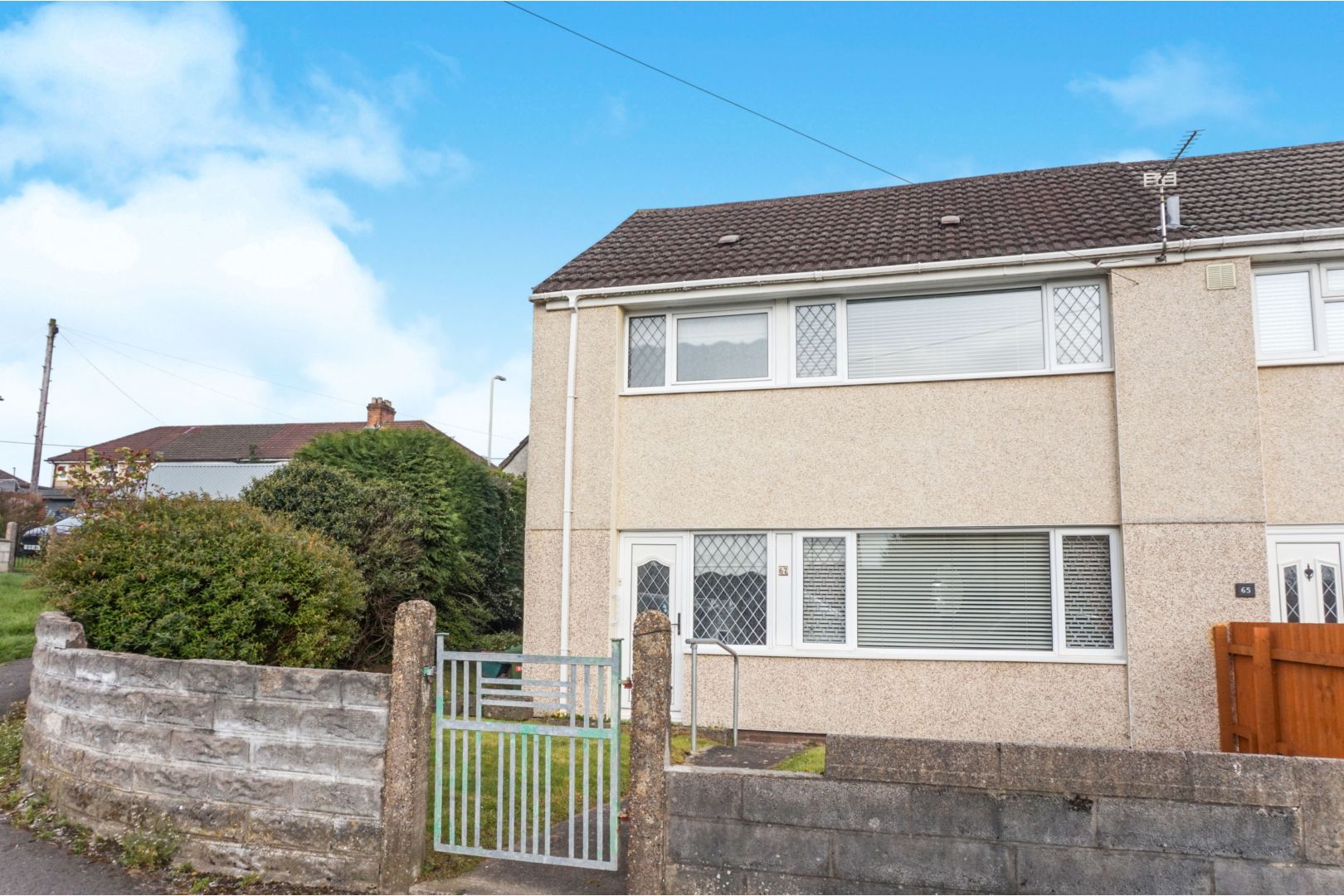 Free property report 67 Moorland Crescent, Beddau, CF38 2DN Chimnie