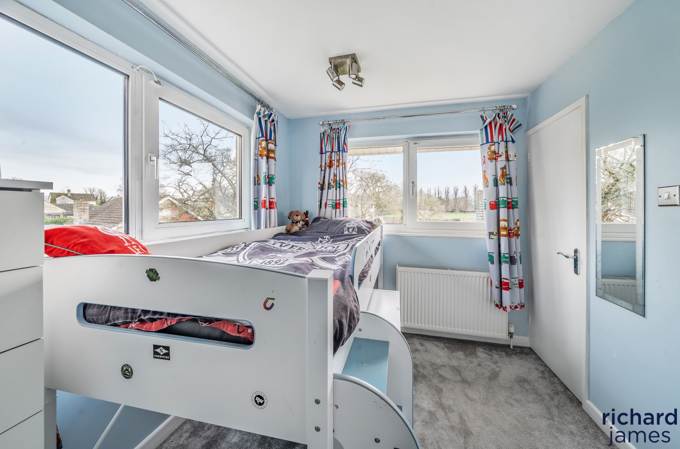 Photos of Sutton Park, Blunsdon, Wiltshire SN26 66498311 PrimeLocation