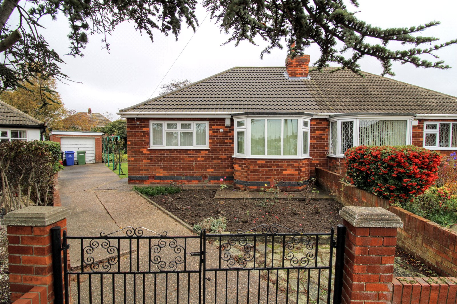 Free property report 40 Barry Avenue, Grimsby, DN34 5LS Chimnie