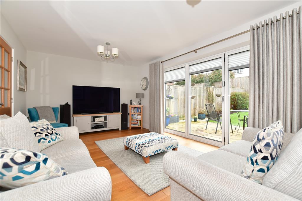 Photos of The Cobbs, Sutton Valence, Maidstone, Kent ME17 64250040