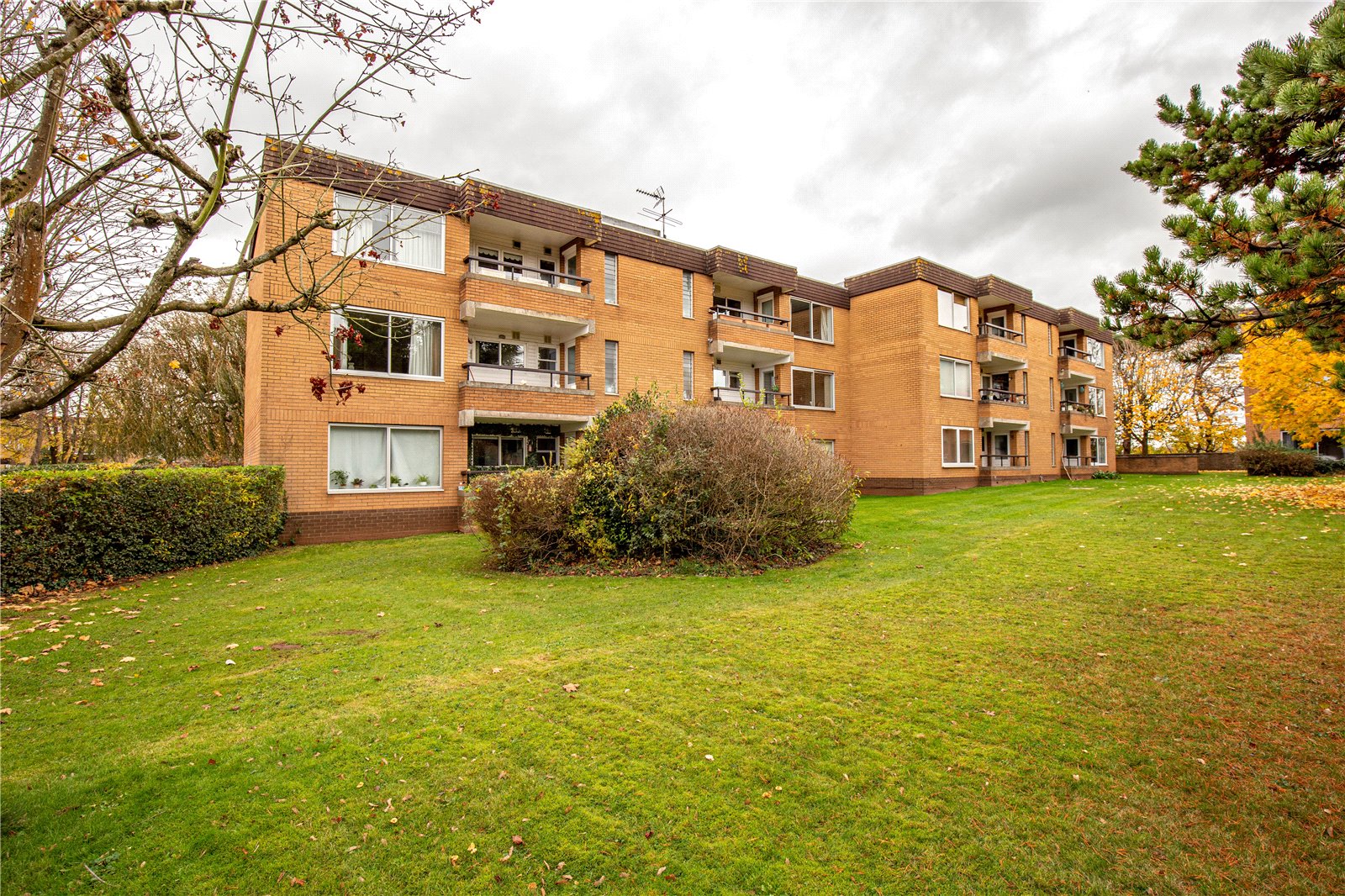 Free property report Flat 24, Bowood, Harford Drive, Frenchay, BS16 1NS