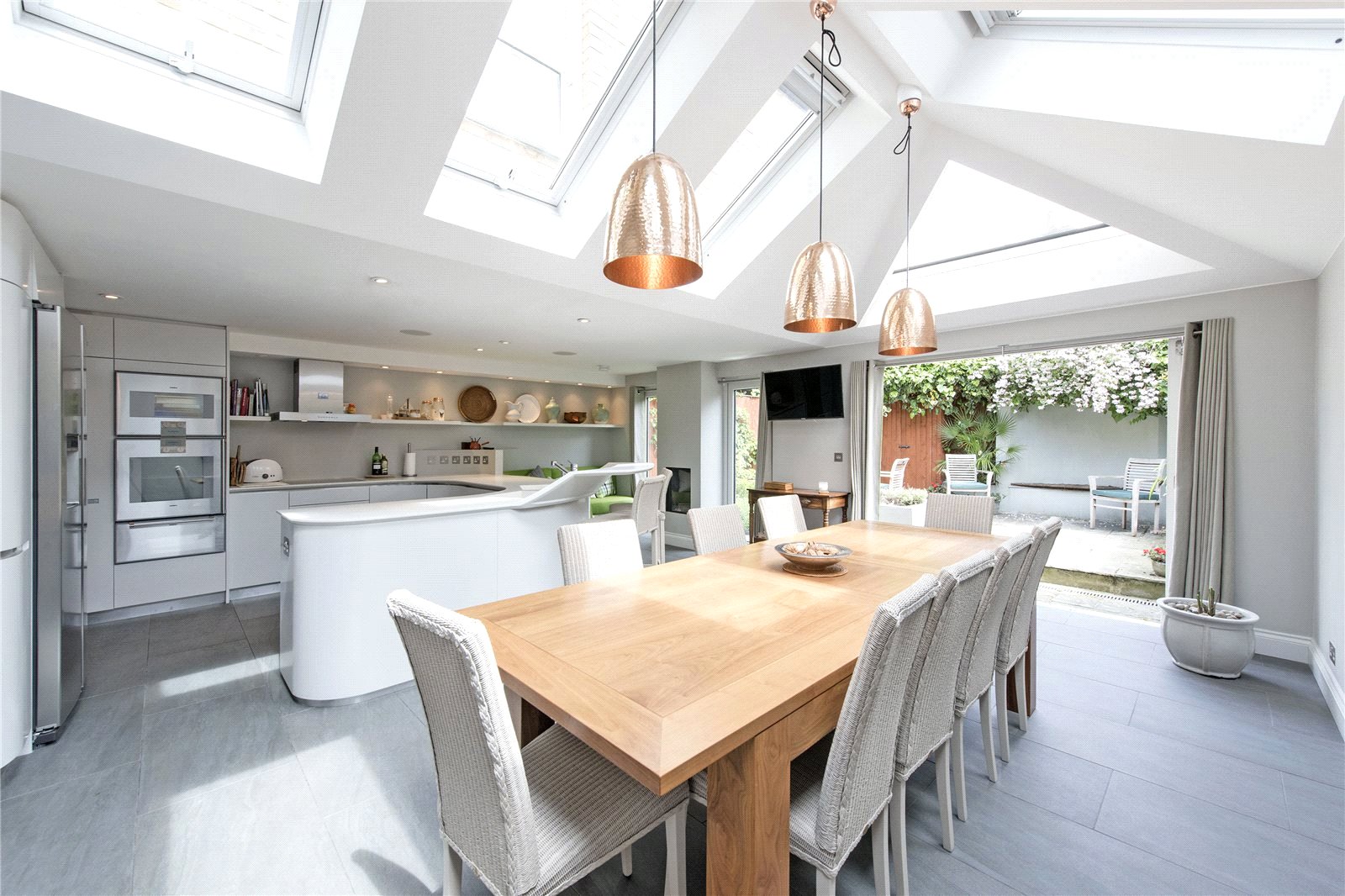 4 bedroom terraced house for sale 0