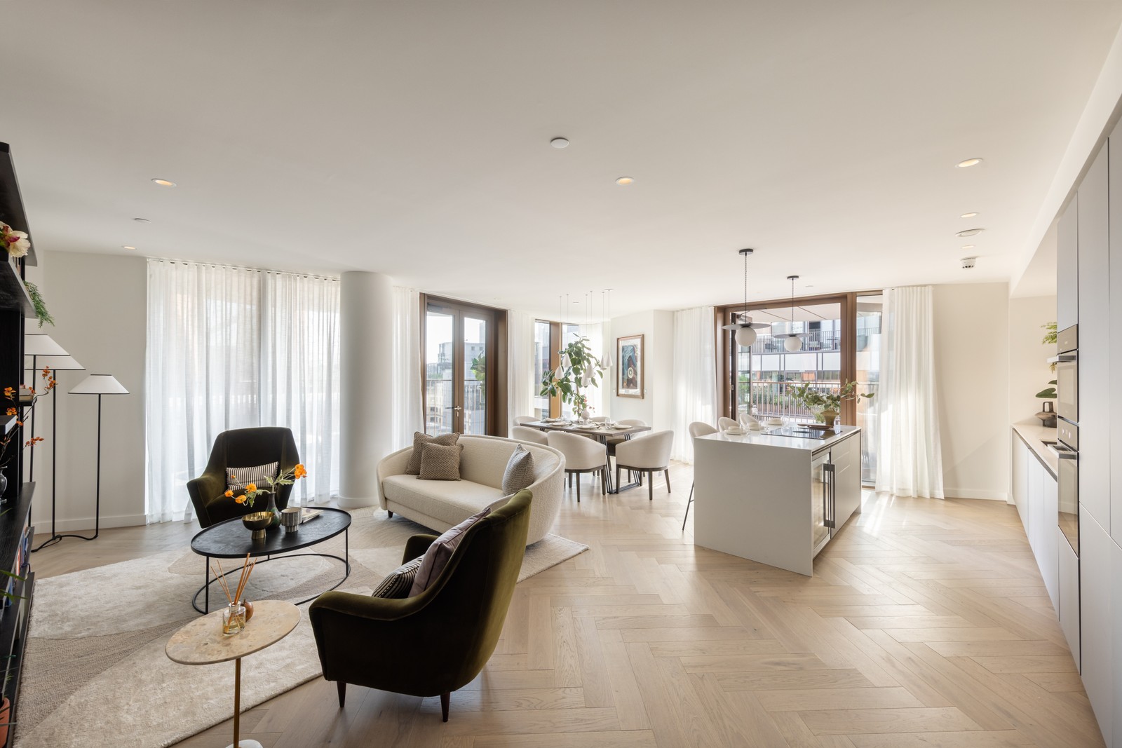 3 bedroom new flat for sale 0