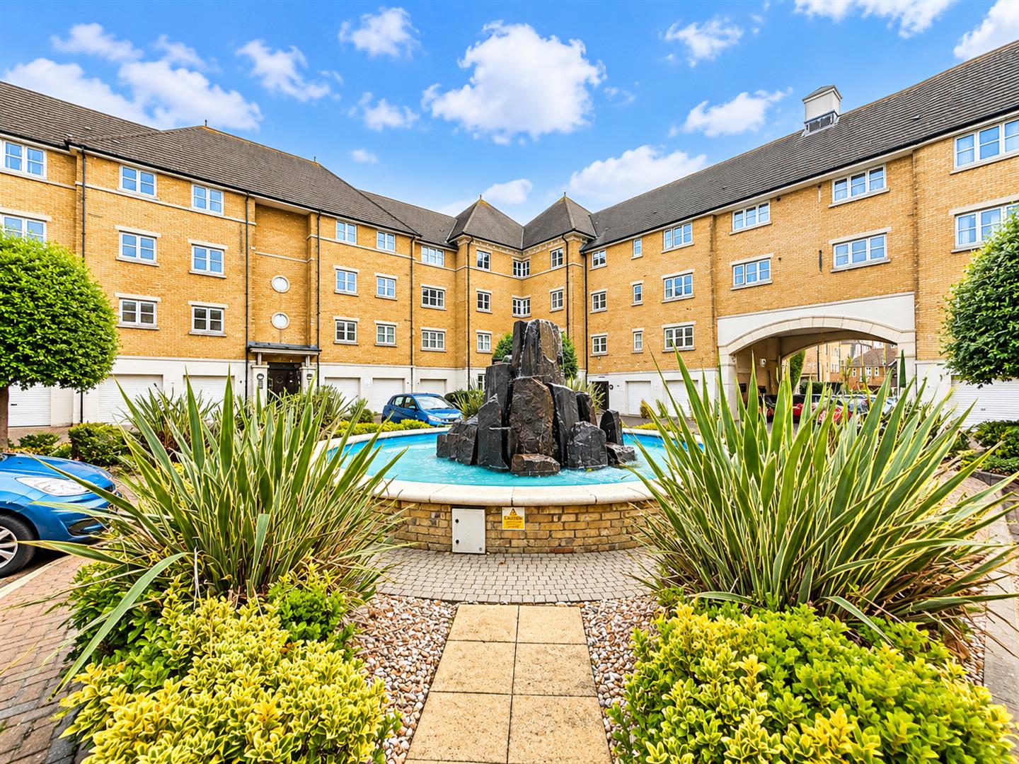 1 bed flat for sale