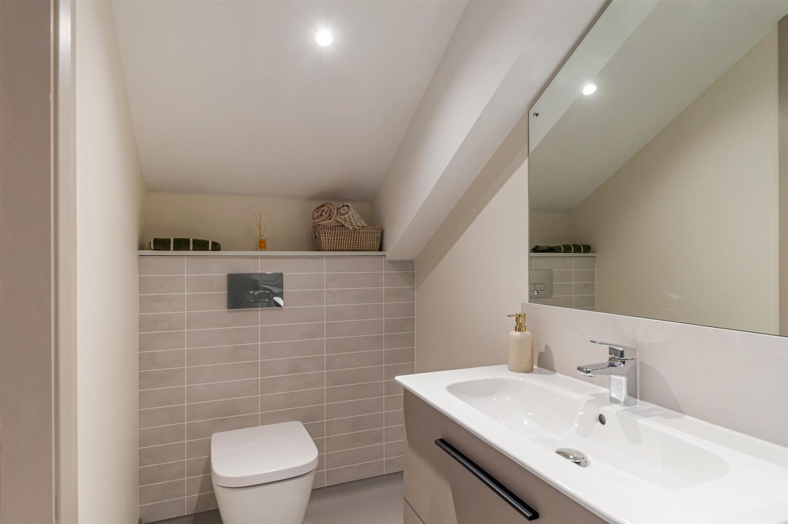 N02, Elmwood Avenue, Belfast photo 4
