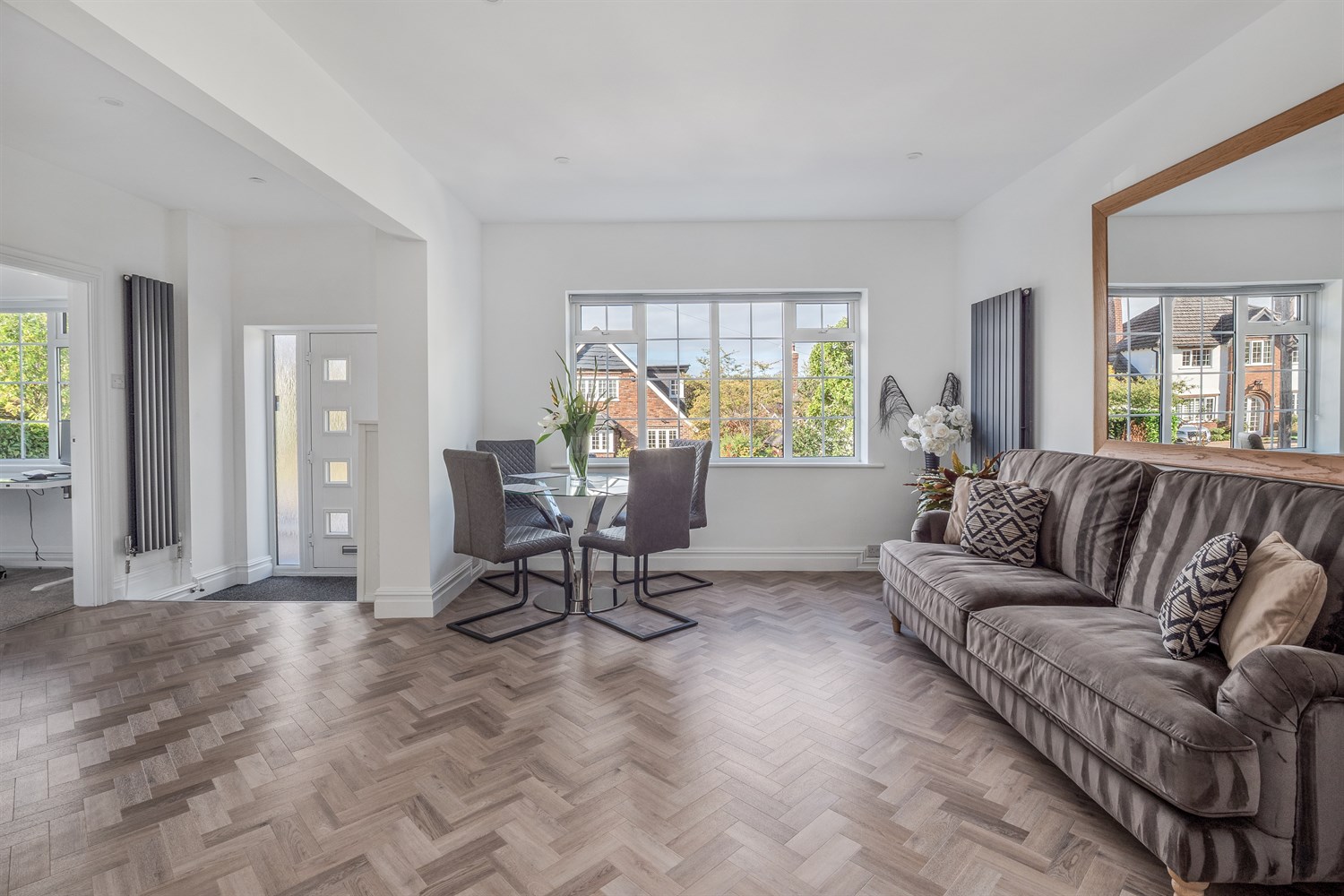 4 bedroom detached house for sale 0