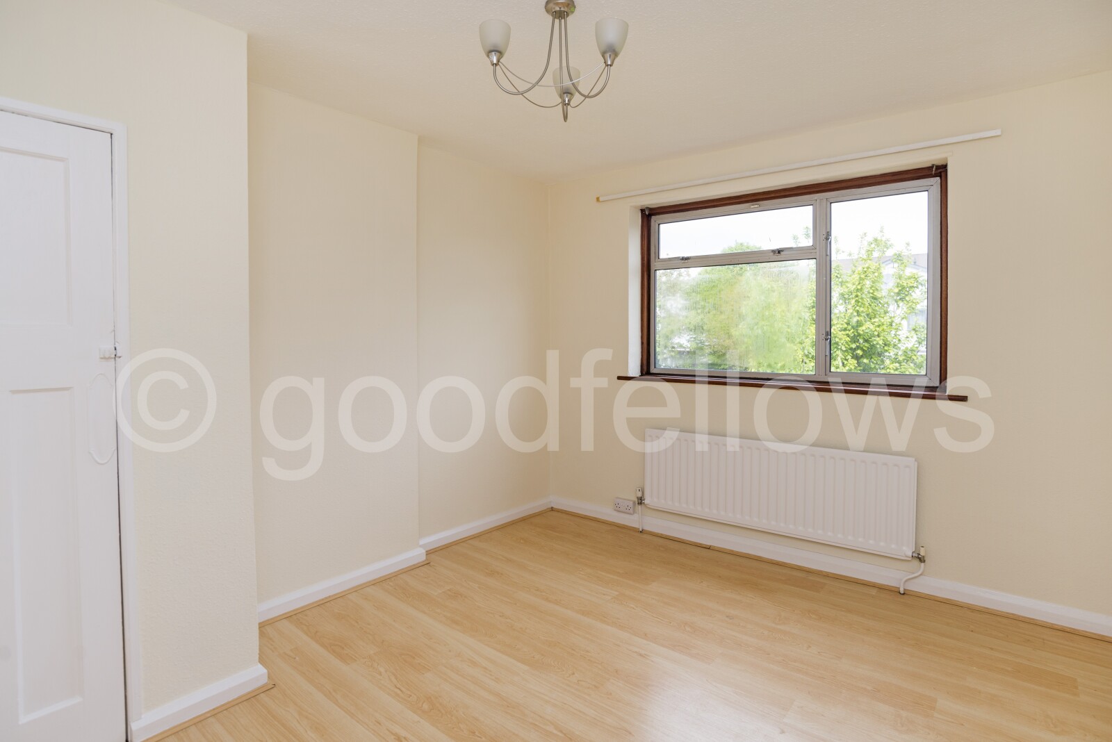 Photos of Rosemead Avenue, Mitcham CR4 66794936 PrimeLocation