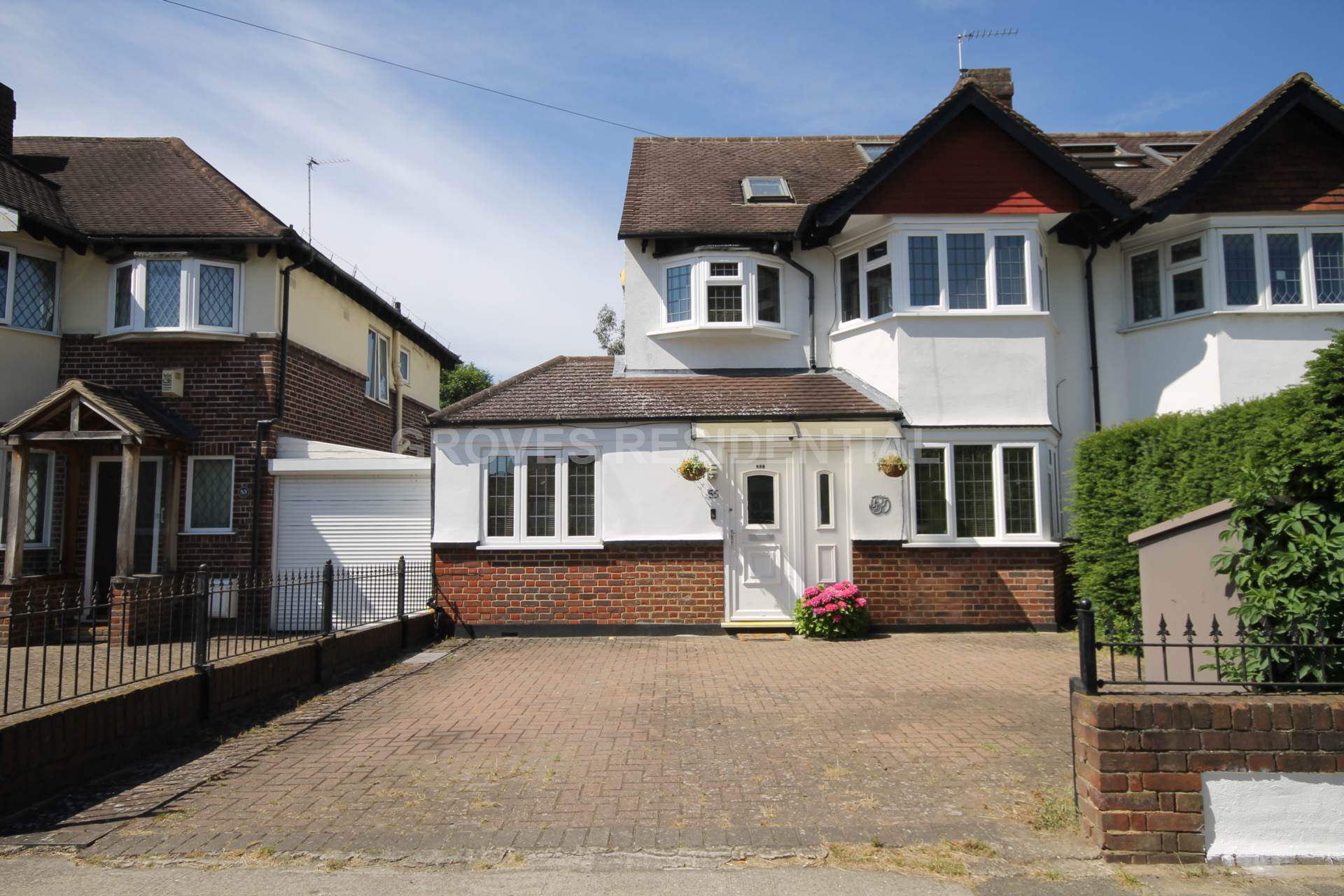 4 bedroom semi-detached house for sale