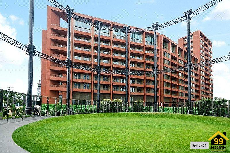 3 bedroom terraced house for sale in Twickenham